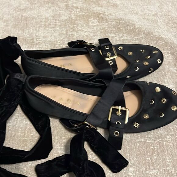 Zara Trafaluc Gothic Ballerina Flats with Ankle Straps - Picture 8 of 10